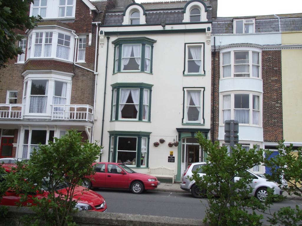 Beaufort Guesthouse Уеймут Екстериор снимка