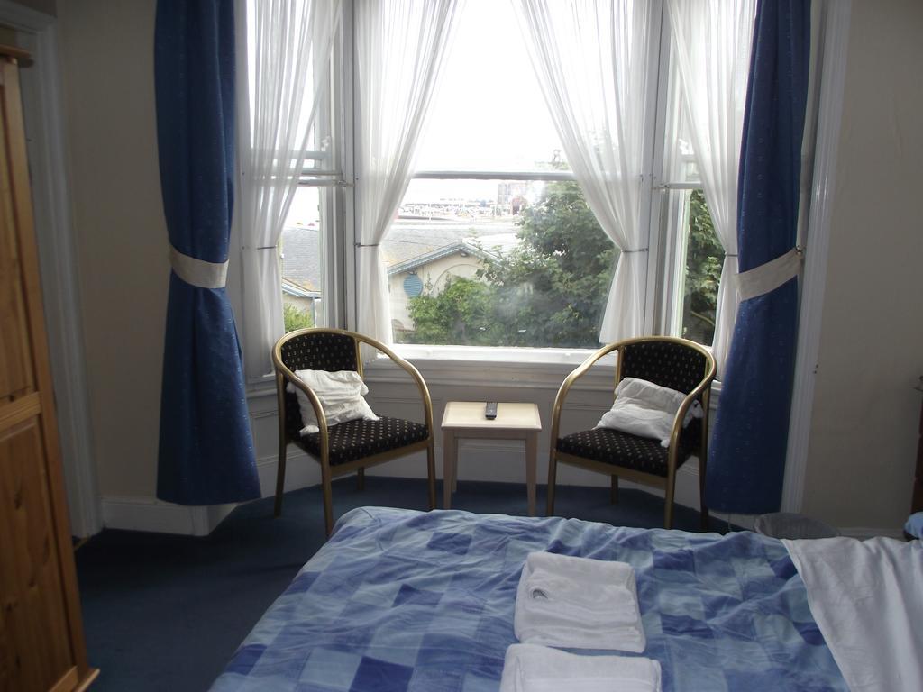 Beaufort Guesthouse Уеймут Екстериор снимка