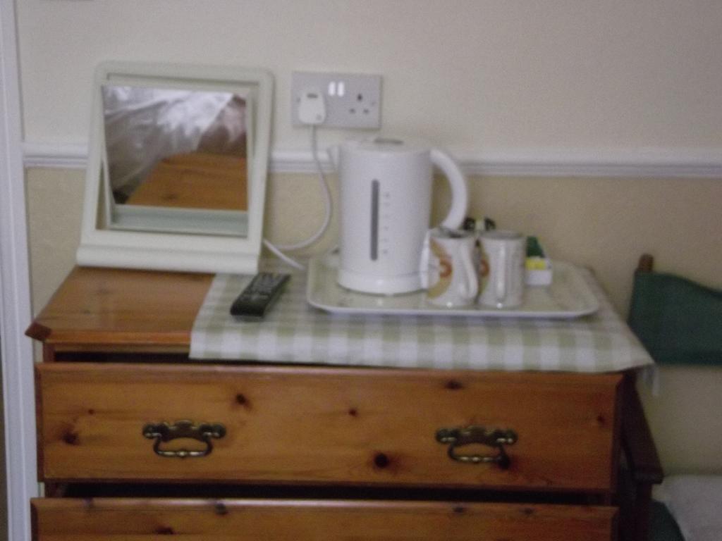 Beaufort Guesthouse Уеймут Екстериор снимка