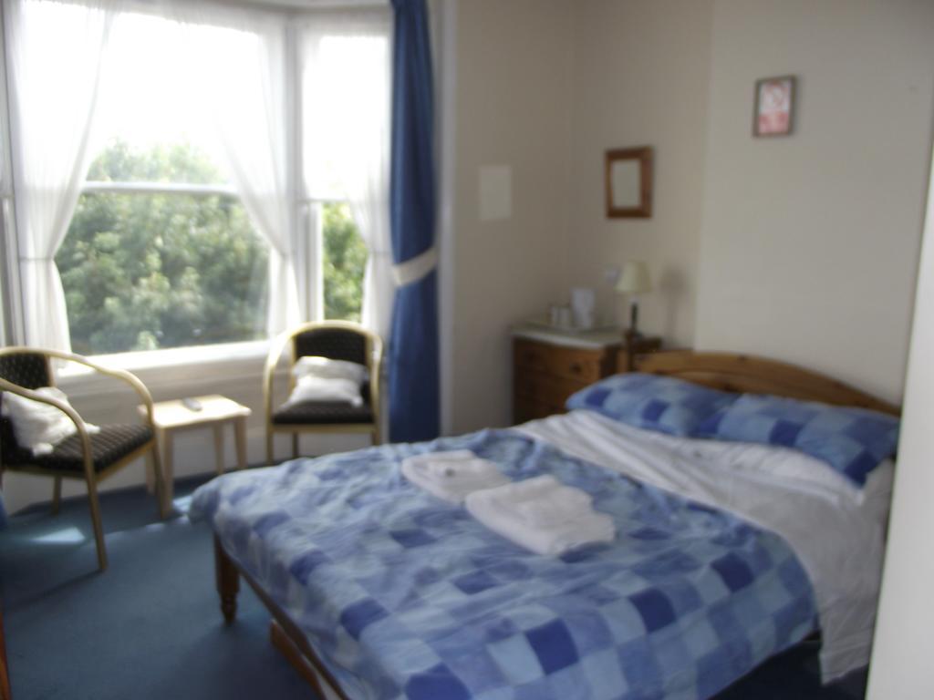 Beaufort Guesthouse Уеймут Екстериор снимка